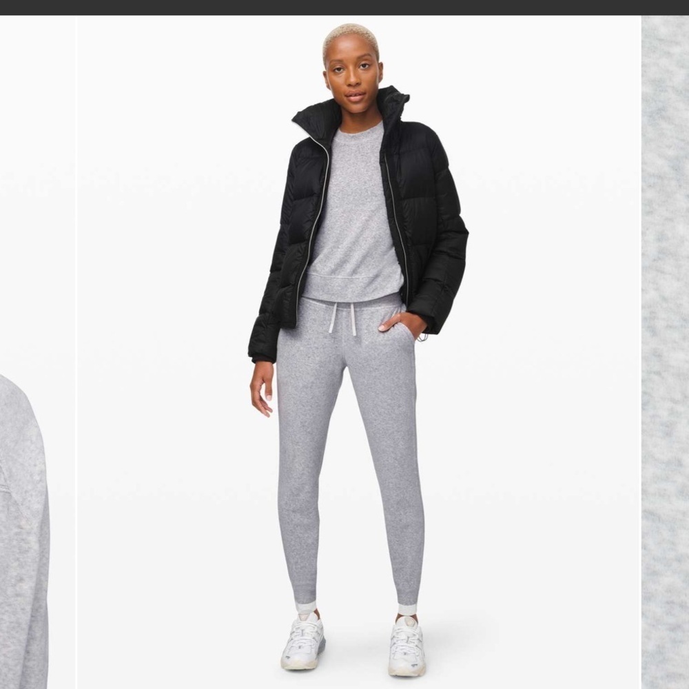 Lululemon // EUC Every Moment Crew in Heathered Core Ultra Light Grey - Picture 4 of 11